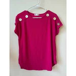 89th + Madison Magenta Pink Short Sleeve Blouse Silver Shoulder Buttons Medium